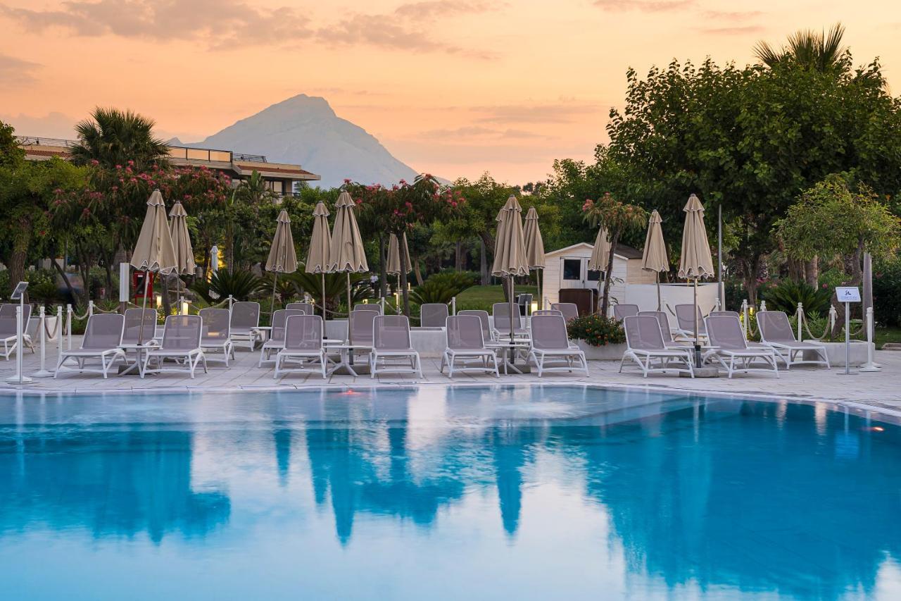 كامبوفيليتْشّي دي روتْشّي Grand Palladium Sicilia Resort & Spa المظهر الخارجي الصورة